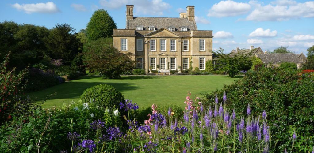 Bourton-house.jpg