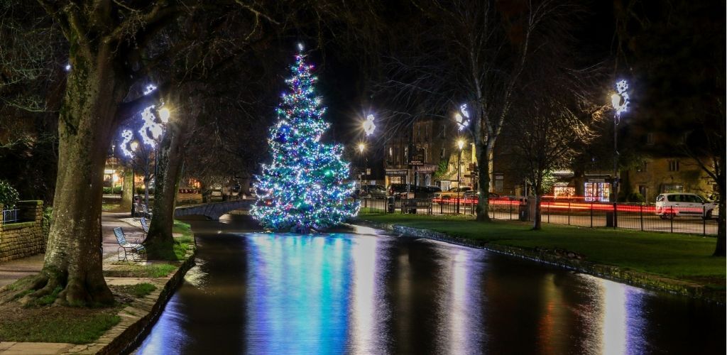 Bourton-on-the-Water-winter.jpg