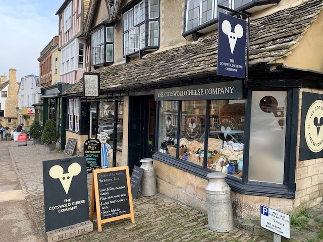 shopping guide Burford