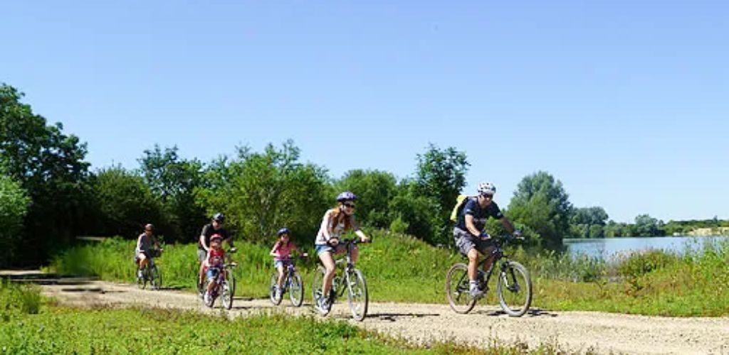 Image credit: cotswoldlakes.com